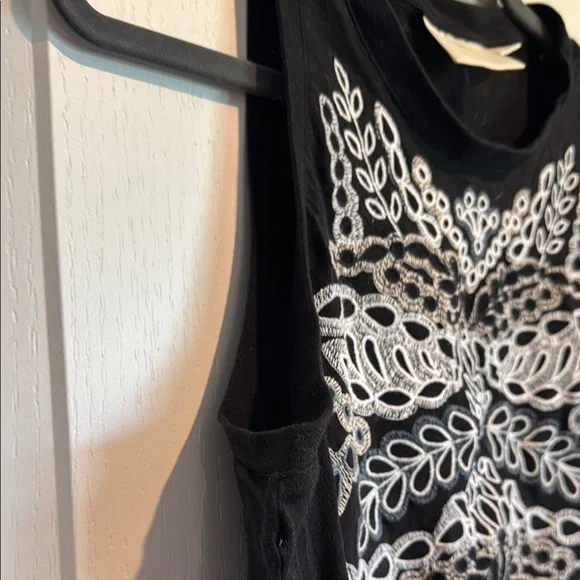 Maeve Black Tank Top with Silver Embroidery - Picture 4 of 5